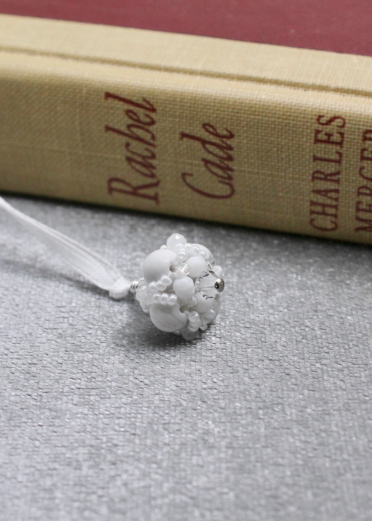 White Sobriety Bookmark (Alcoholics Anonymous)