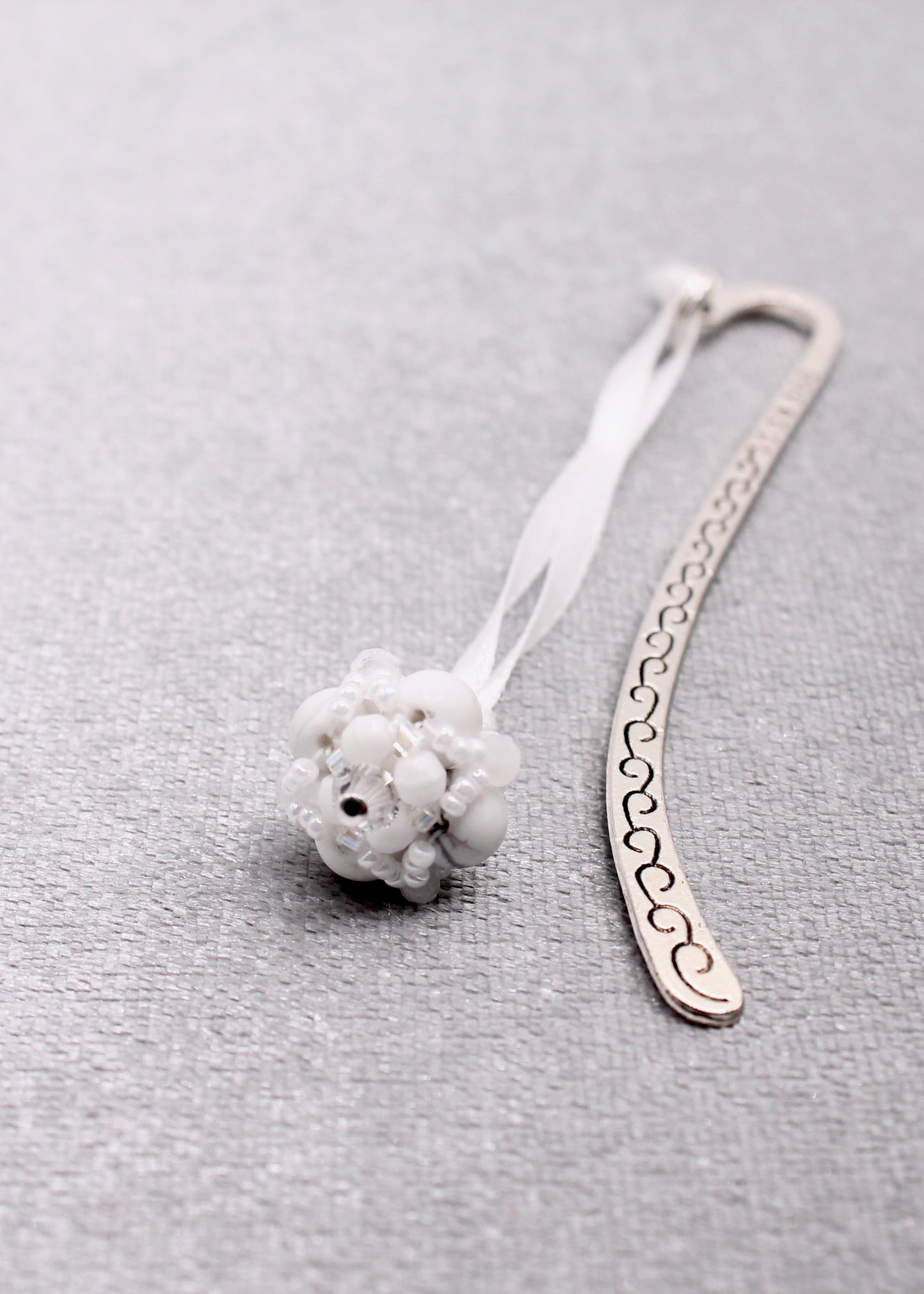 White Sobriety Bookmark (Alcoholics Anonymous)