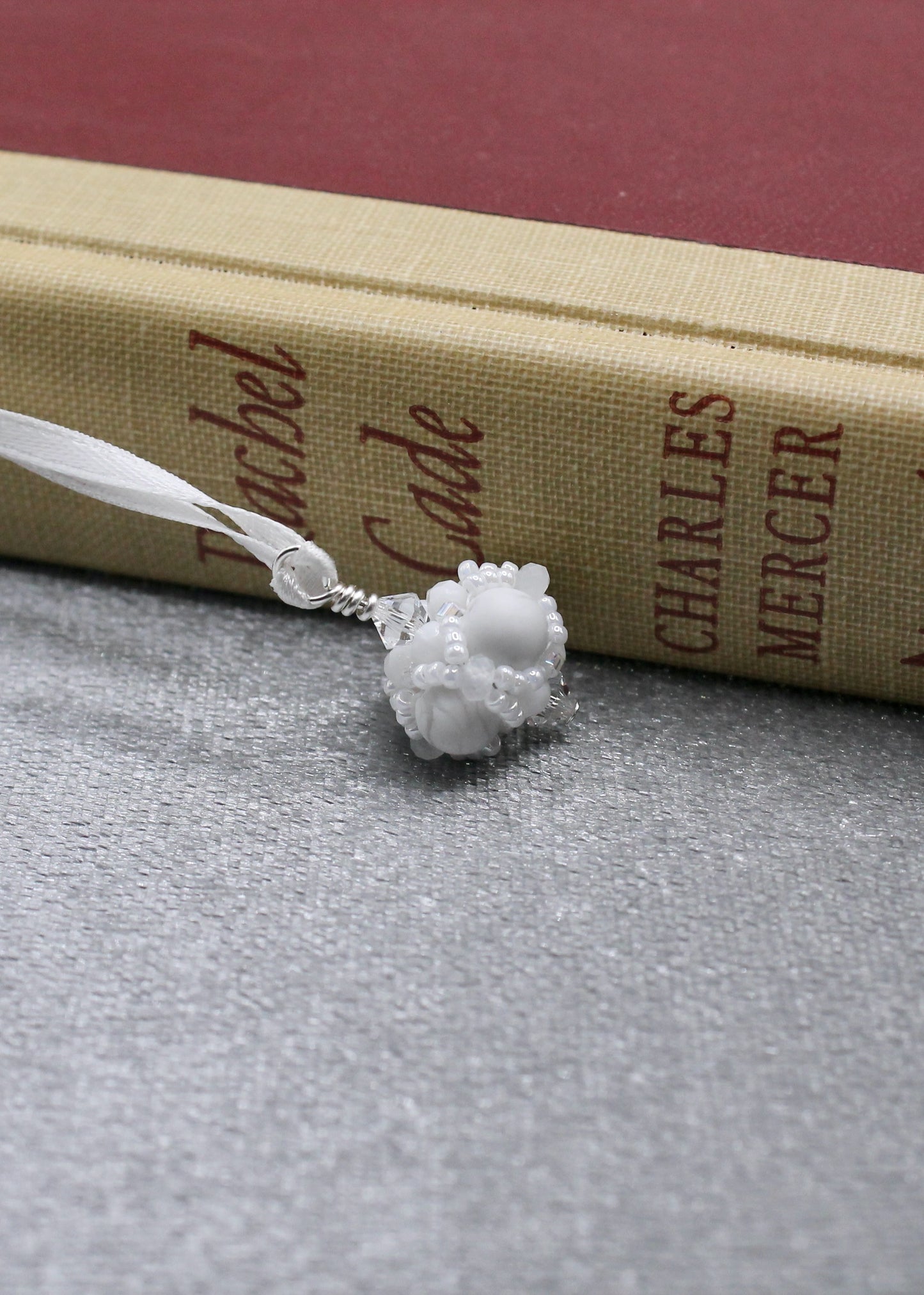 White Sobriety Bookmark (Alcoholics Anonymous)