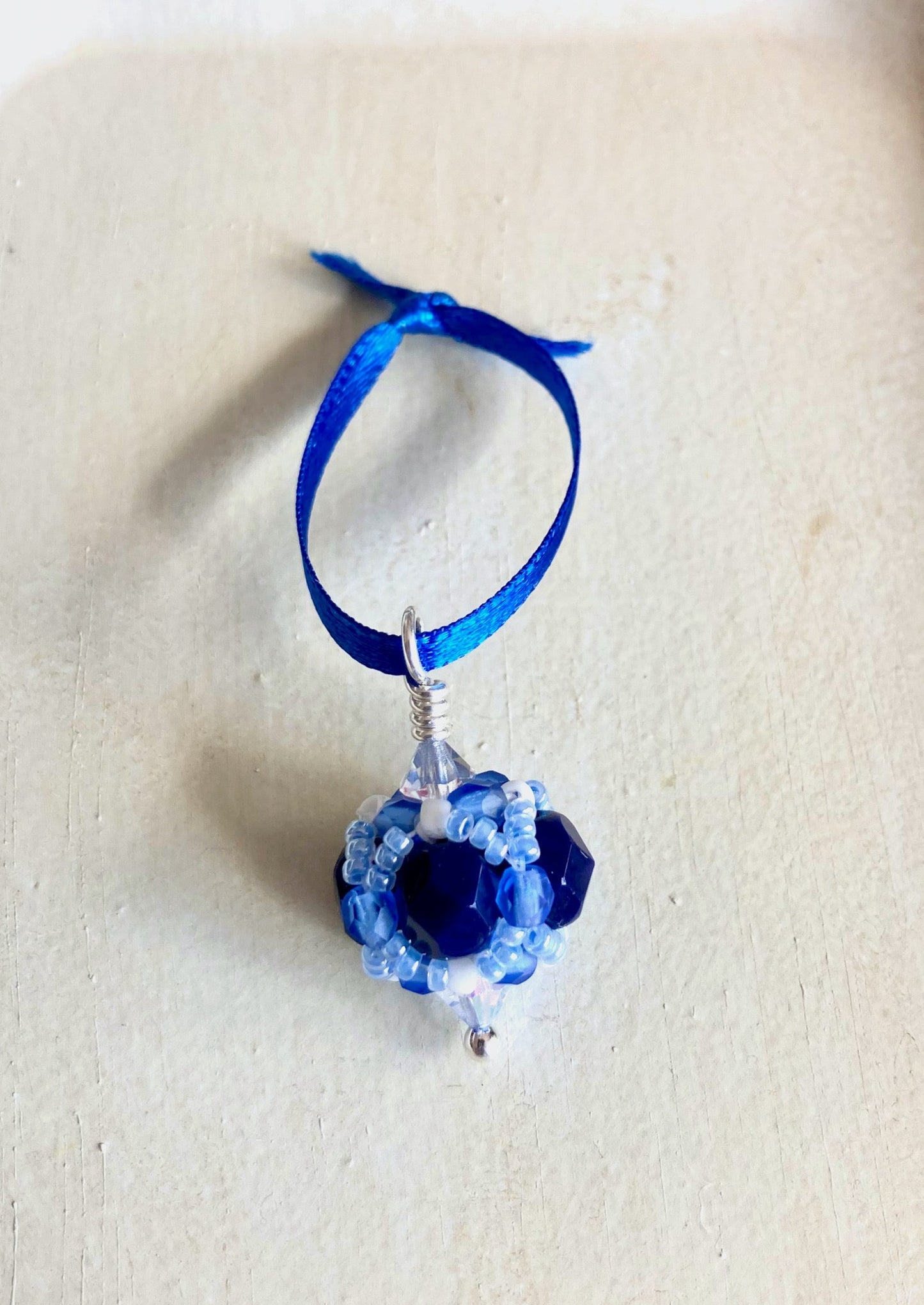 Graduation Cap Beaded Tassel Charm - University of Maine